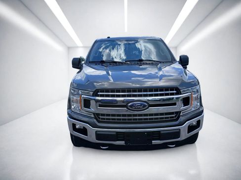 Used 2018 Ford F150 XLT w/ Equipment Group 302A Luxury AWD/4WD image 2