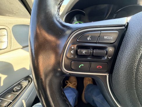 Used 2017 Kia Optima EX w/ Technology Package image 25