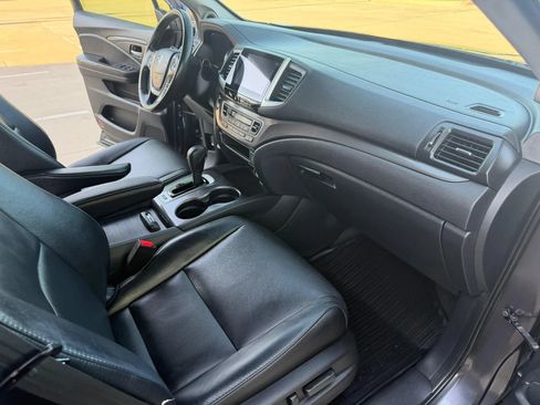 Used 2017 Honda Pilot EX-L image 17