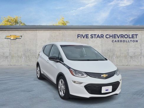 Used 2020 Chevrolet Bolt LT FWD image 2