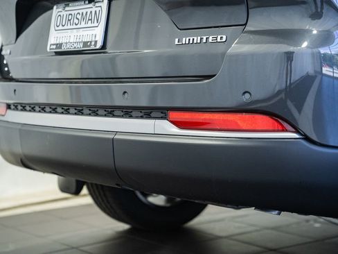 New 2026 Jeep Grand Cherokee Limited AWD/4WD image 9
