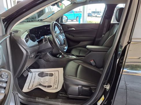 Used 2024 Buick Encore GX Sport Touring FWD image 21