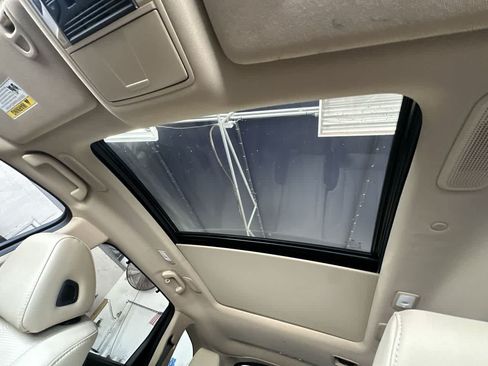Used 2025 Acura MDX w/ Technology Package FWD image 17