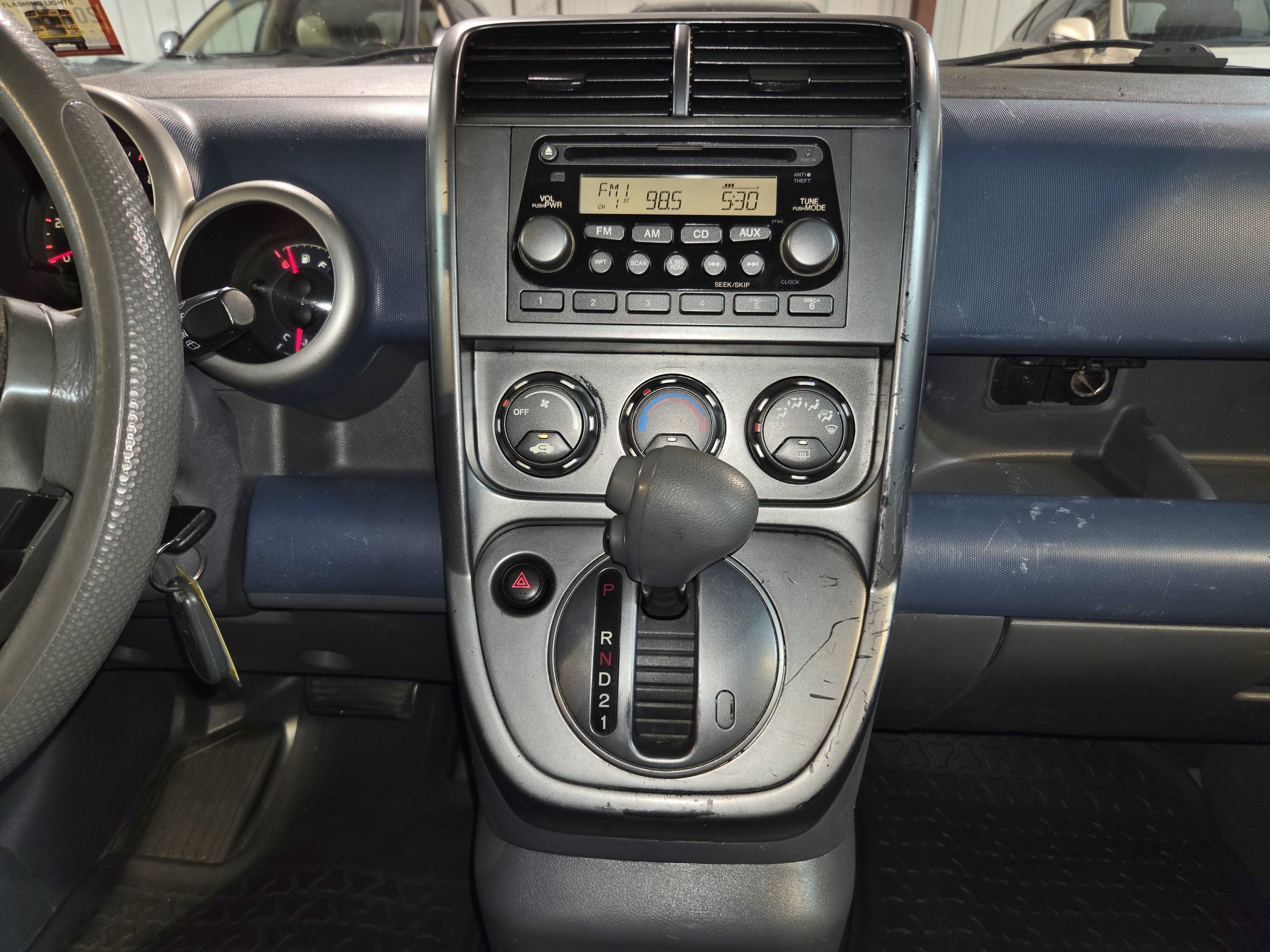 Used 2004 Honda Element EX image 31