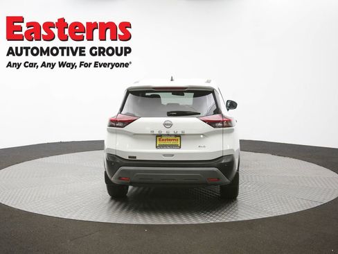 Used 2022 Nissan Rogue S image 37