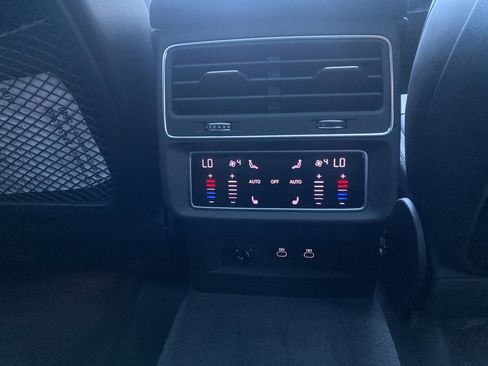New 2025 Audi Q7 3.0T Prestige image 15