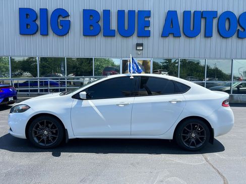 Used 2016 Dodge Dart SE w/ Convenience Group FWD image 2