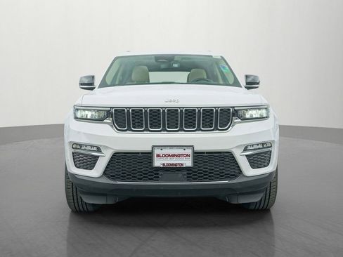 Used 2022 Jeep Grand Cherokee Limited AWD/4WD image 2