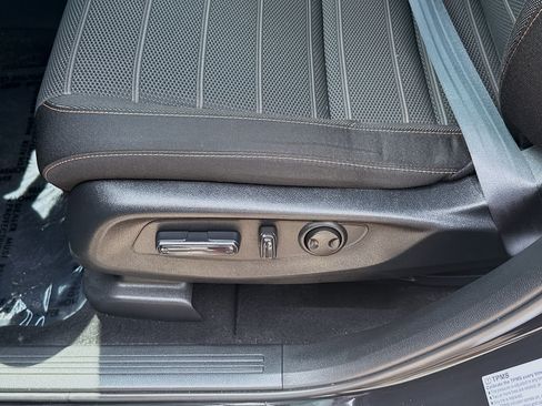 Certified 2024 Honda CR-V Sport image 17