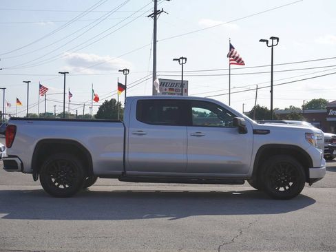 Used 2020 GMC Sierra 1500 Elevation w/ Elevation Value Package AWD/4WD image 8