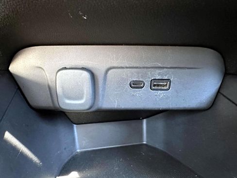 Used 2024 Chevrolet Trax LS w/ LS Convenience Package FWD image 23
