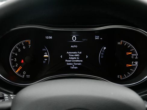 Used 2019 Jeep Grand Cherokee Limited X image 21