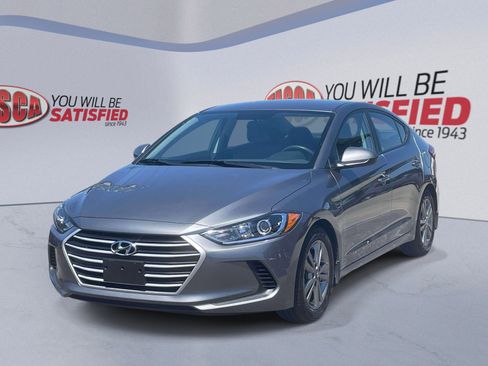 Used 2018 Hyundai Elantra SEL FWD image 3