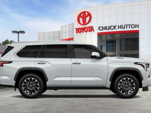 Used 2025 Toyota Sequoia Limited AWD/4WD image 41