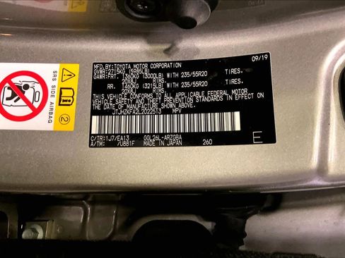 Used 2020 Lexus RX 350L Premium w/ Premium Package image 37