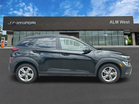 Used 2023 Hyundai Kona SEL AWD/4WD image 4