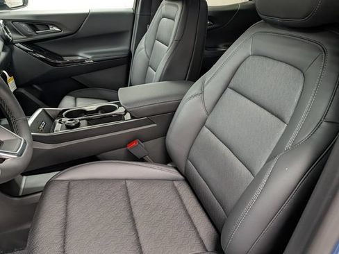 New 2027 Chevrolet Equinox LT w/ Convenience Package II AWD/4WD image 10