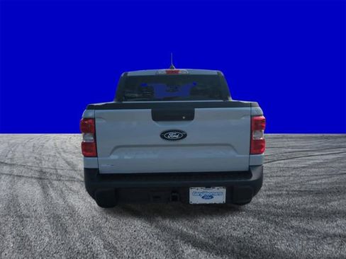 Used 2025 Ford Maverick XLT image 5