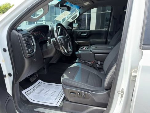 Used 2020 Chevrolet Silverado 1500 LT Trail Boss w/ Safety Package AWD/4WD image 12