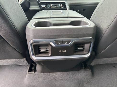 Used 2022 GMC Sierra 1500 Denali w/ Denali Reserve Package AWD/4WD image 19