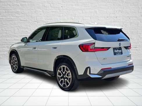 New 2026 BMW X1 xDrive28i w/ Technology Package AWD/4WD image 3