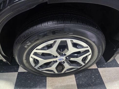 Used 2020 Subaru Forester Premium image 8