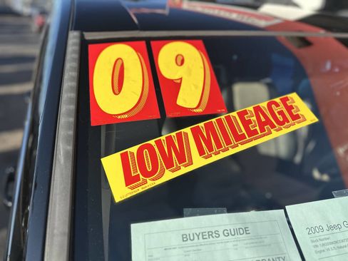 Used 2009 Jeep Grand Cherokee Limited image 13