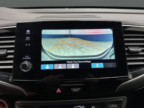 Used 2020 Honda Pilot Black Edition image 11