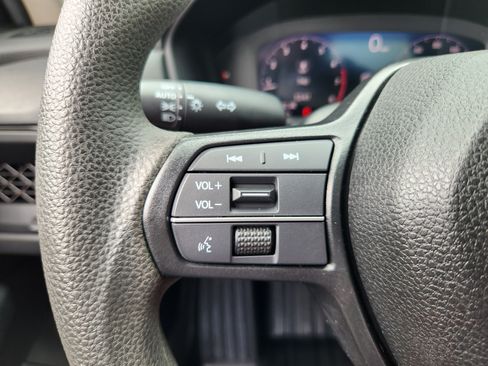 Used 2024 Honda Accord LX image 29
