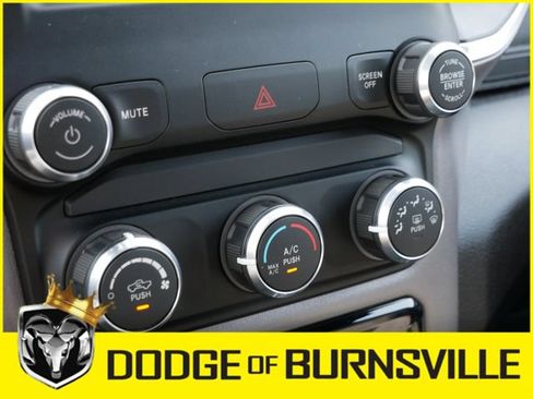 Used 2024 RAM 2500 Big Horn AWD/4WD image 21