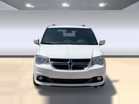 Used 2020 Dodge Grand Caravan SXT FWD image 6