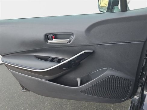 Used 2020 Toyota Corolla XSE image 27