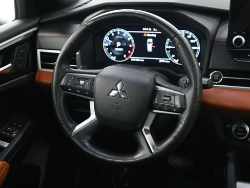 Used 2022 Mitsubishi Outlander SEL FWD image 15