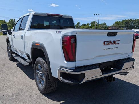 New 2026 GMC Sierra 2500 SLT w/ SLT Premium Package AWD/4WD image 7