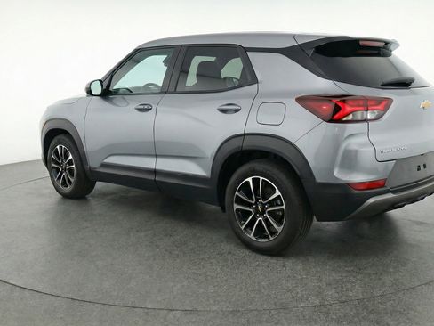 Used 2025 Chevrolet TrailBlazer LT image 6