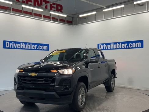 Used 2024 Chevrolet Colorado LT w/ LT Convenience Package RWD image 6