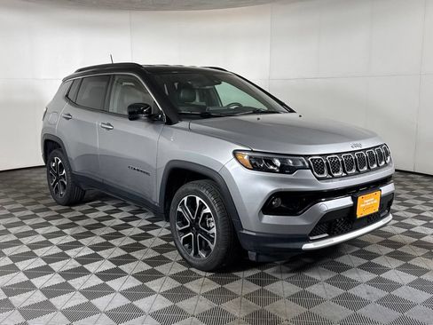 Certified 2024 Jeep Compass Limited AWD/4WD image 3
