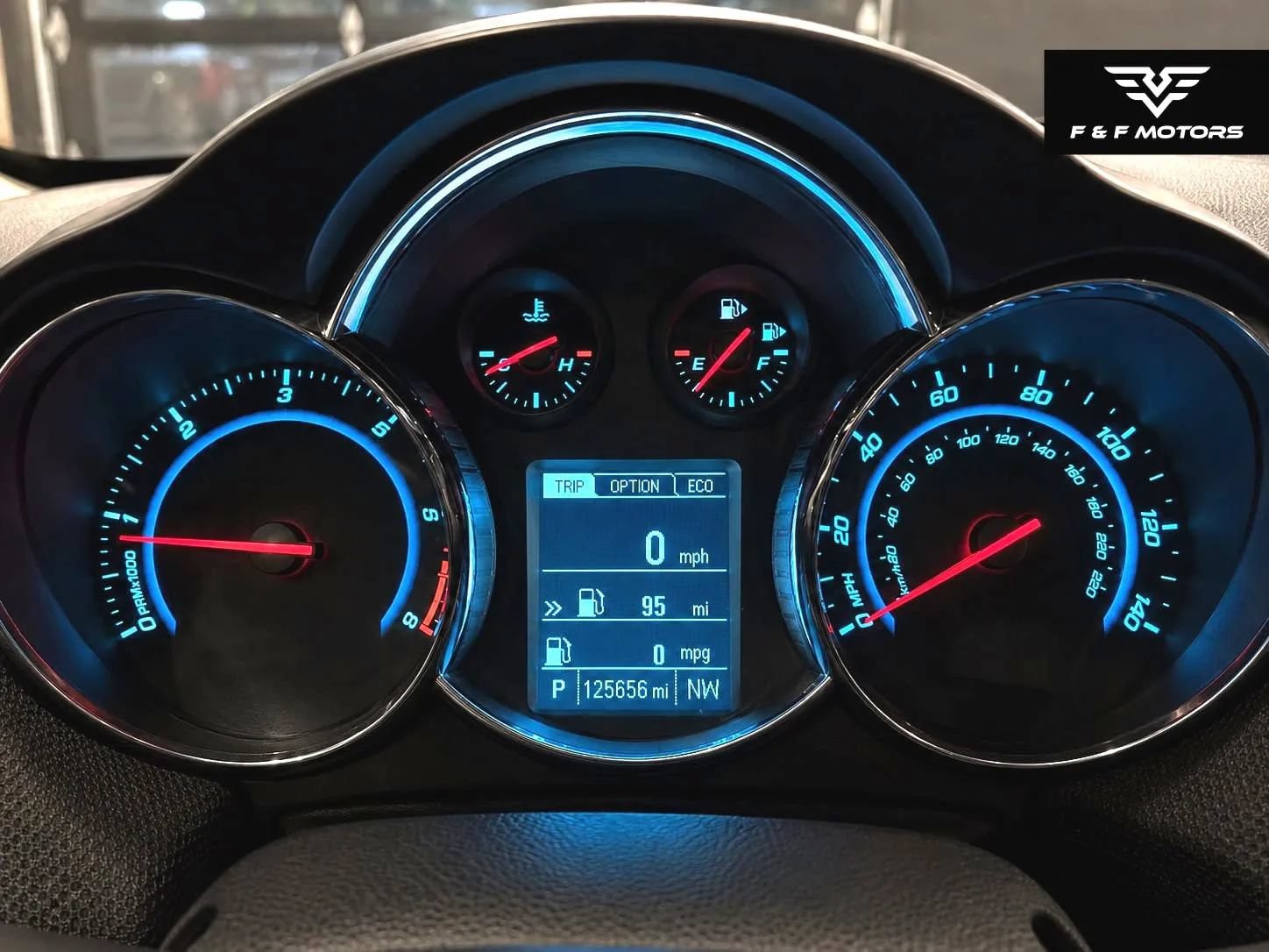 Used 2014 Chevrolet Cruze Diesel w/ Enhanced Safety Package FWD image 11