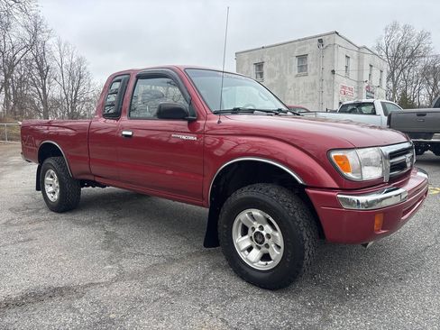 Used 1998 Toyota Tacoma 4x4 Xtracab V6 image 8