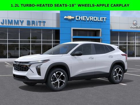Used 2026 Chevrolet Trax RS w/ Driver Confidence Package FWD image 1