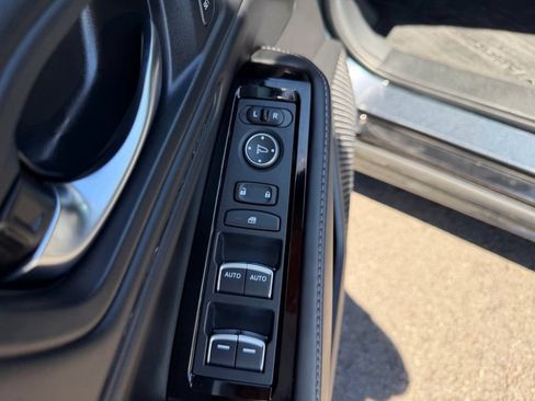 Used 2023 Honda Accord Touring image 12