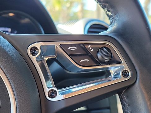 Certified 2018 Porsche 718 Cayman image 34