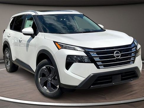 New 2026 Nissan Rogue SV image 2