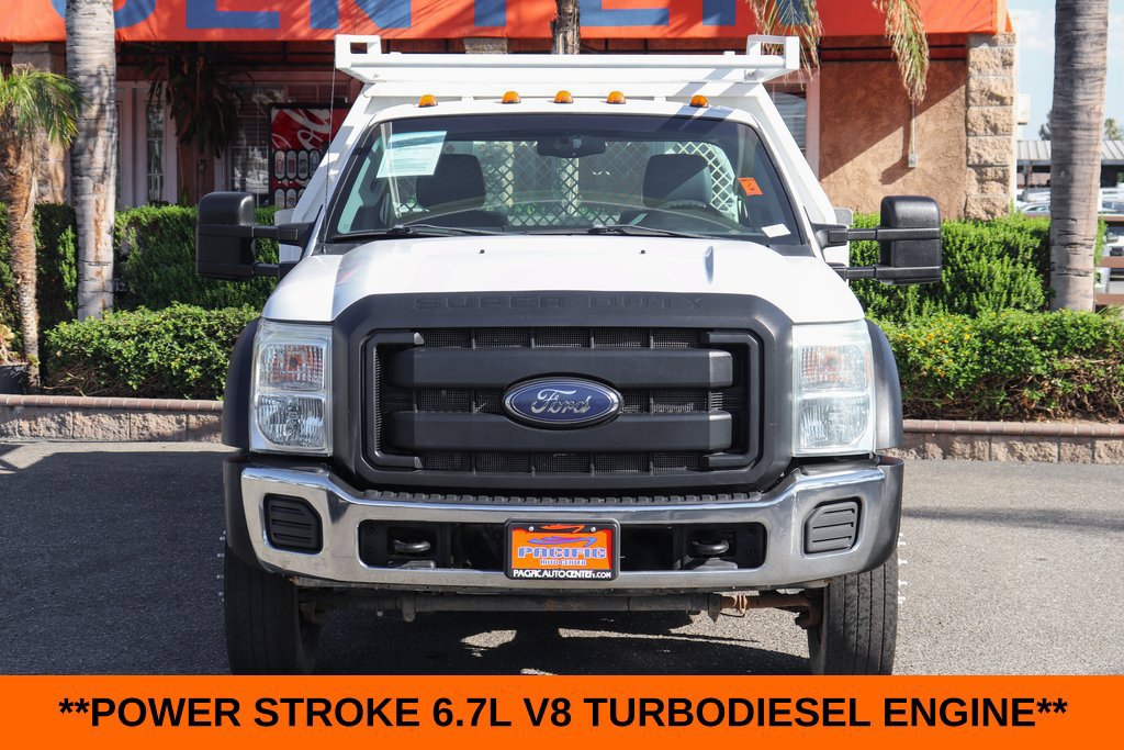 Used 2015 Ford F550 2WD Regular Cab Super Duty image 3