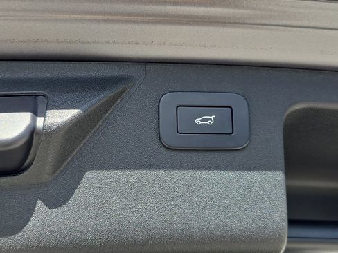 Certified 2025 Land Rover Discovery Sport S AWD/4WD image 13