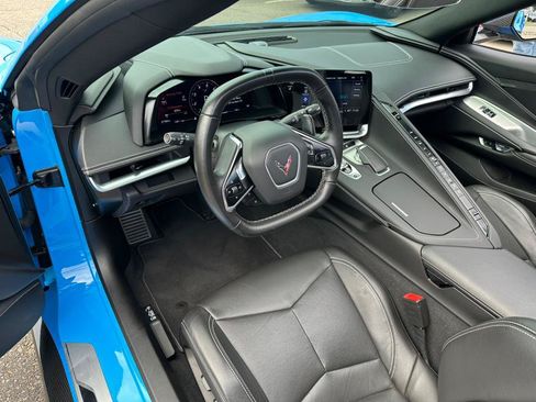 Used 2021 Chevrolet Corvette Stingray Coupe w/ Engine Appearance Package RWD image 11