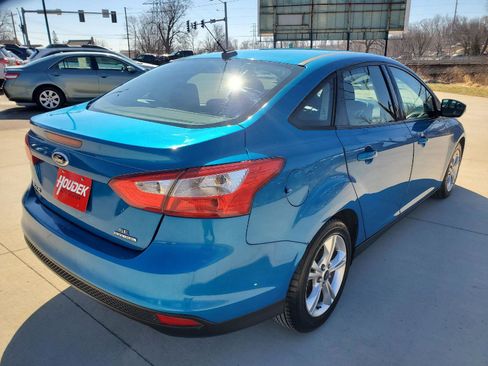 Used 2014 Ford Focus SE FWD image 4