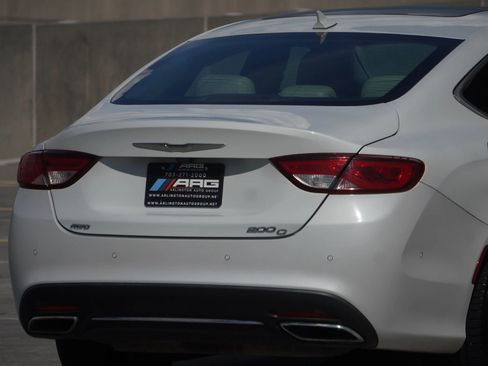 Used 2015 Chrysler 200 C w/ Navigation & Sound Group I image 9