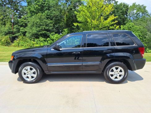Used 2008 Jeep Grand Cherokee Laredo RWD image 3