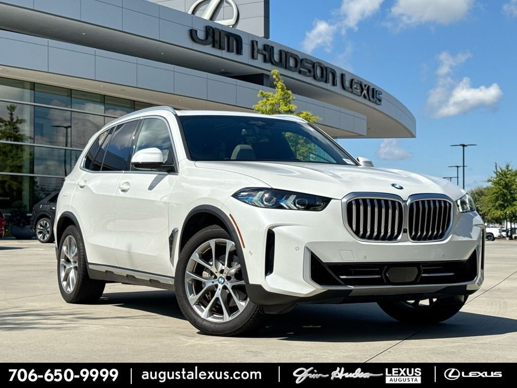 Used 2025 BMW X5 xDrive40i w/ Premium Package AWD/4WD image 1